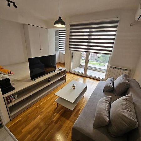 Milo Apartment Üsküp Dış mekan fotoğraf