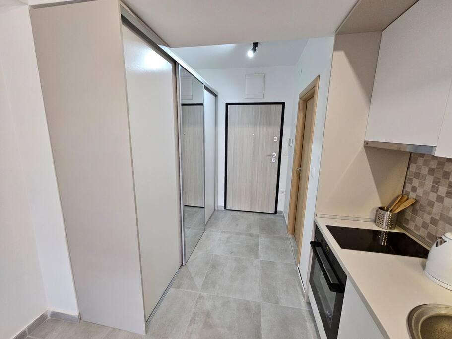 Milo Apartment Üsküp Dış mekan fotoğraf