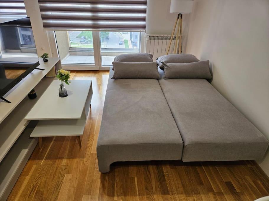 Milo Apartment Üsküp Dış mekan fotoğraf
