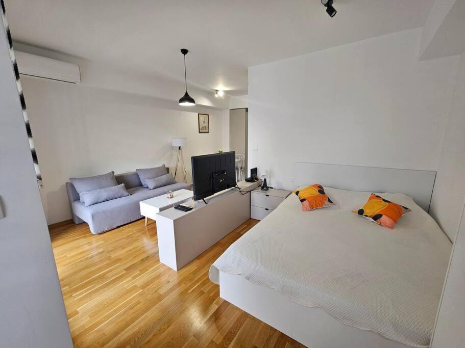 Milo Apartment Üsküp Dış mekan fotoğraf